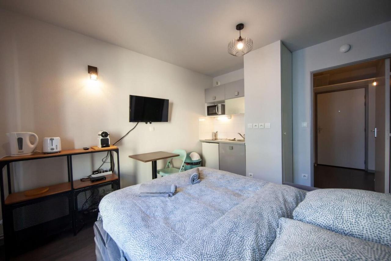 Le Petit Hector -Studio Cosy Avec Parking -Debourg Apartment Лион Екстериор снимка