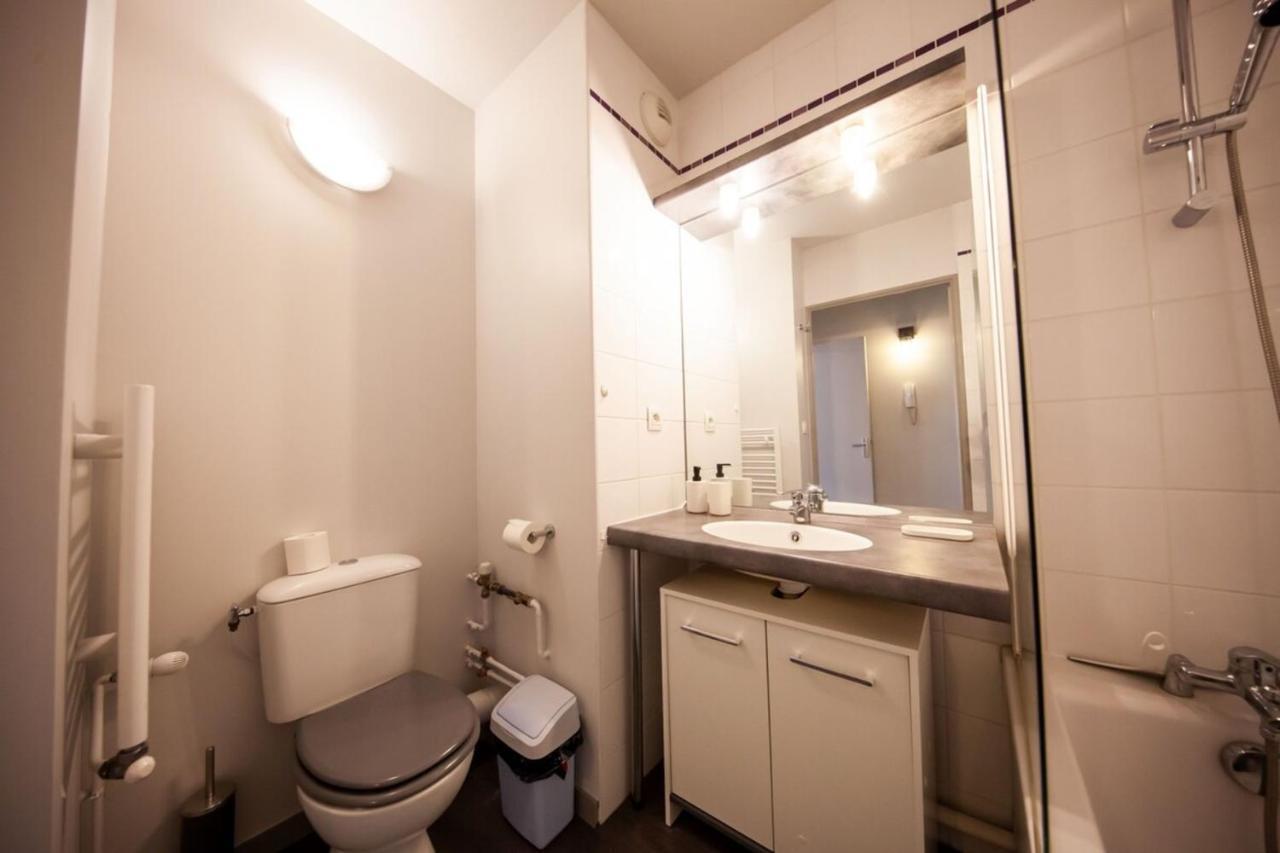 Le Petit Hector -Studio Cosy Avec Parking -Debourg Apartment Лион Екстериор снимка
